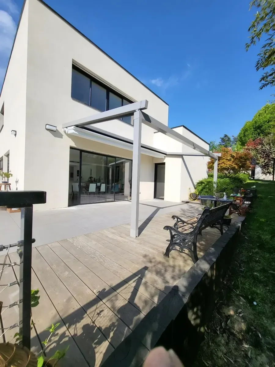 Pergola Bioclimatique Angle - Saint-Étienne - photo 17